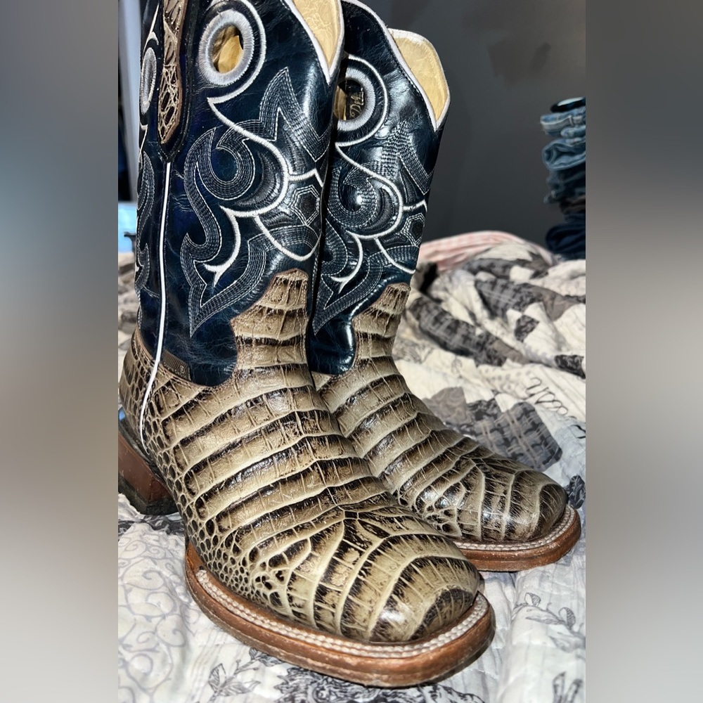 8 1/2 Men’s Western Boots